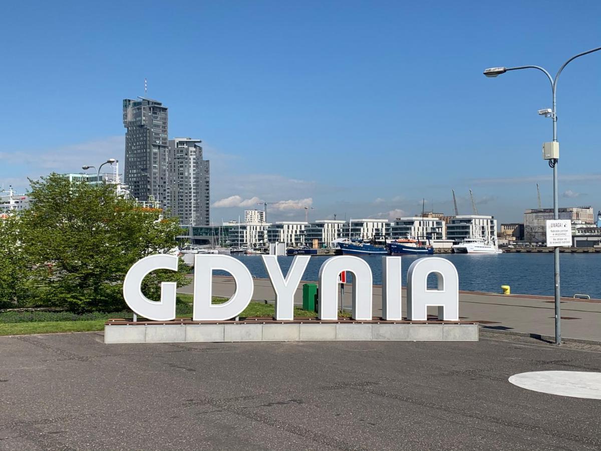 Apartament Yacht Park Marina Гдиня Екстериор снимка