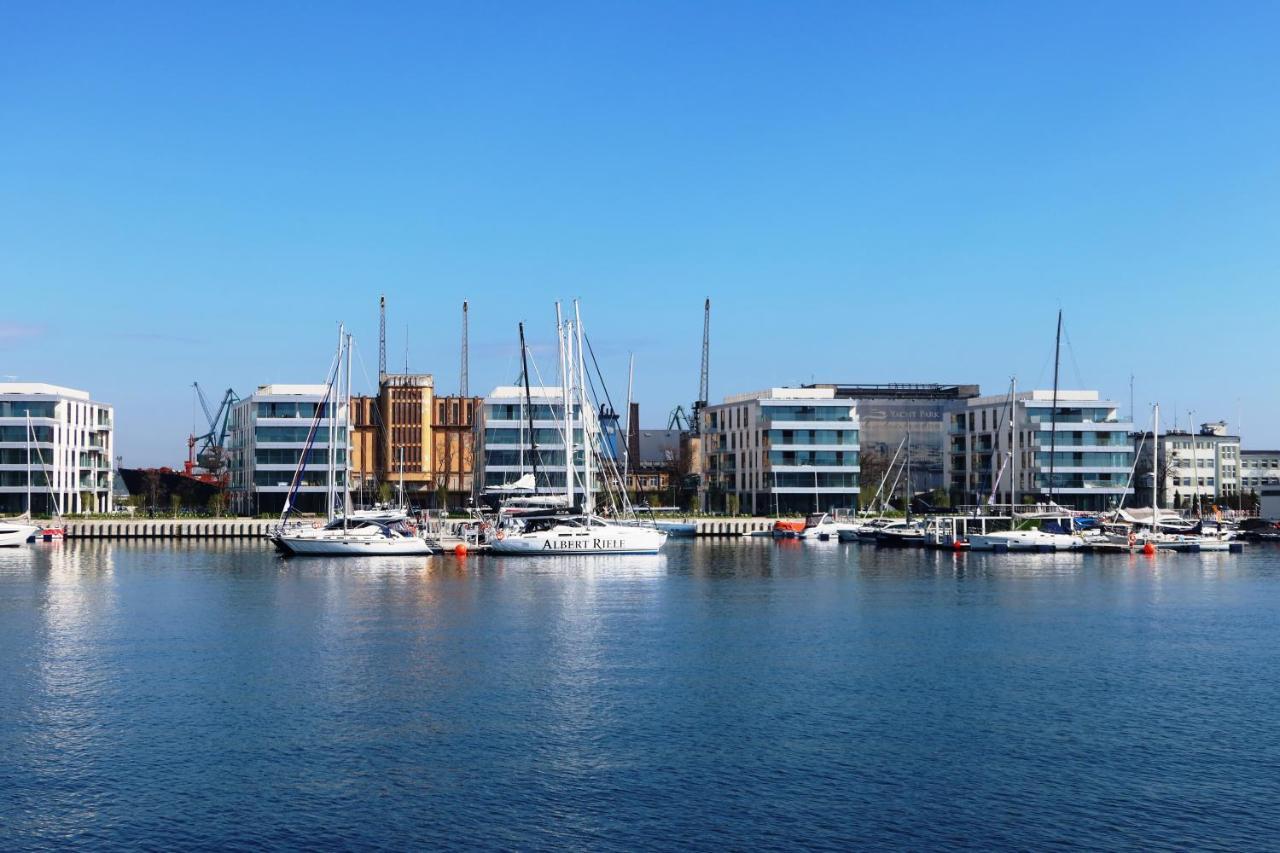 Apartament Yacht Park Marina Гдиня Екстериор снимка