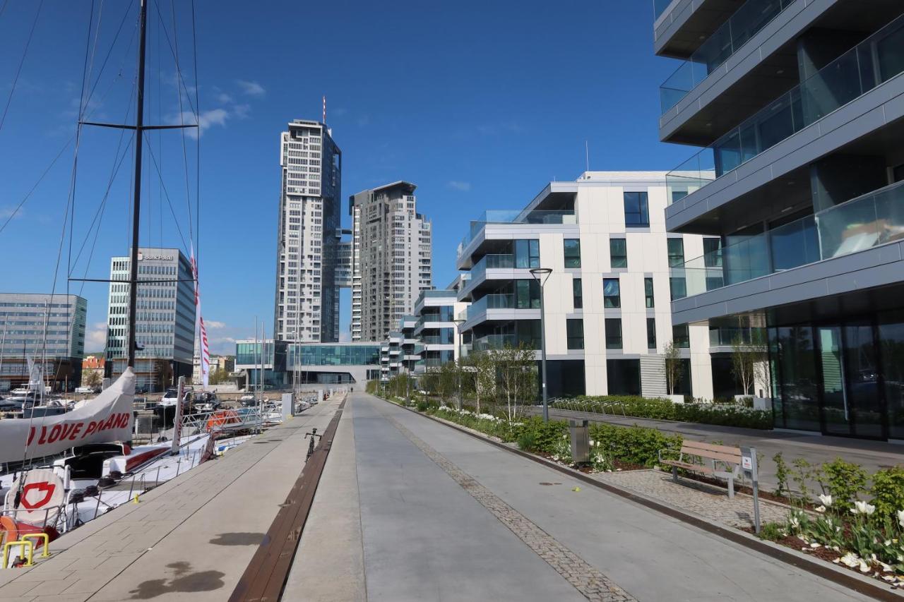 Apartament Yacht Park Marina Гдиня Екстериор снимка