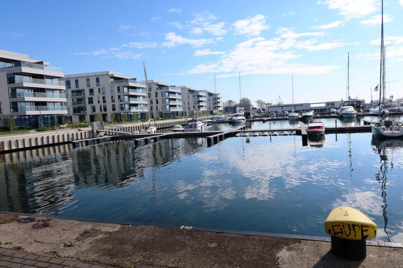 Apartament Yacht Park Marina Гдиня Екстериор снимка