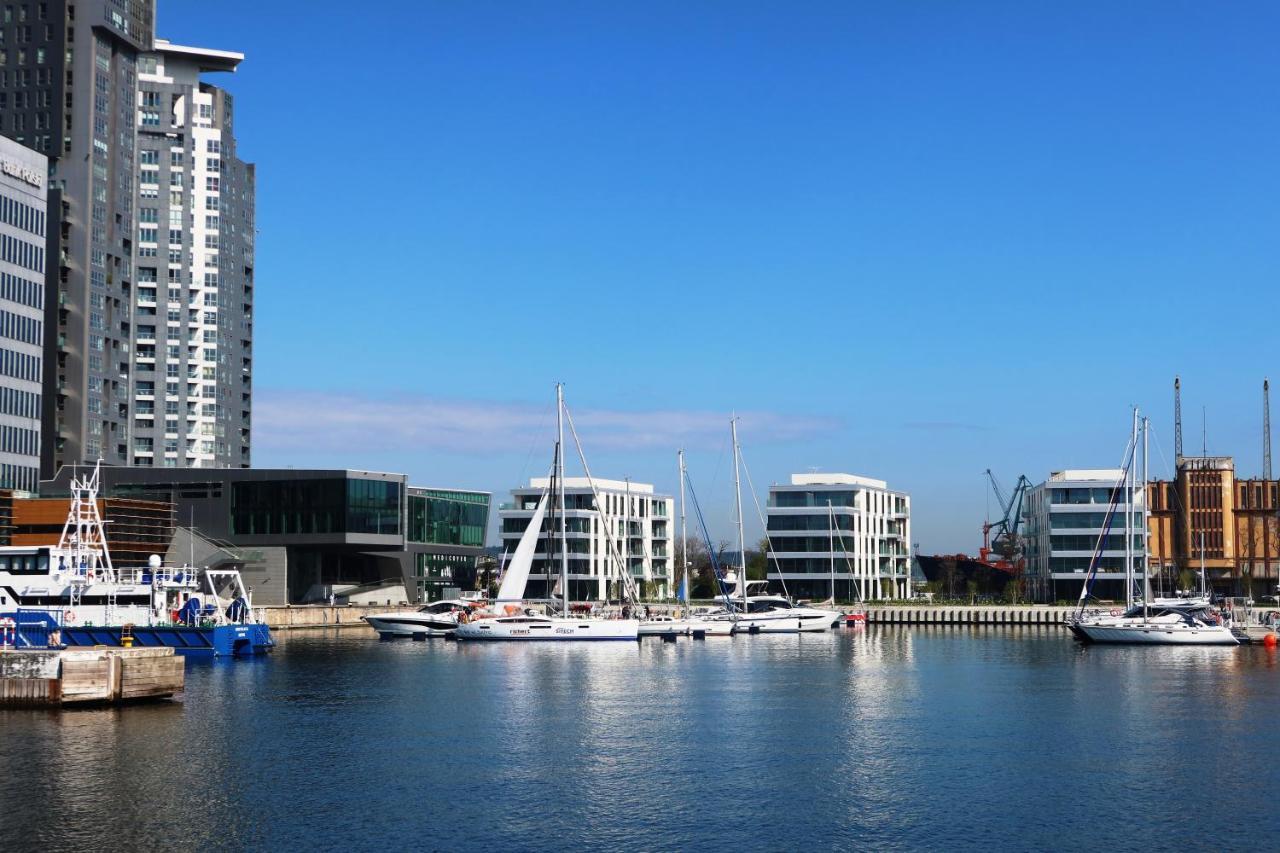 Apartament Yacht Park Marina Гдиня Екстериор снимка