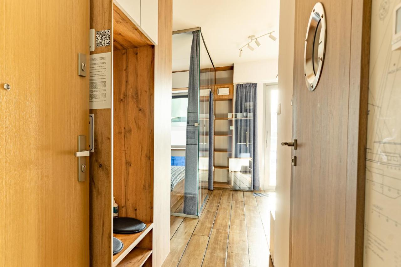 Apartament Yacht Park Marina Гдиня Екстериор снимка