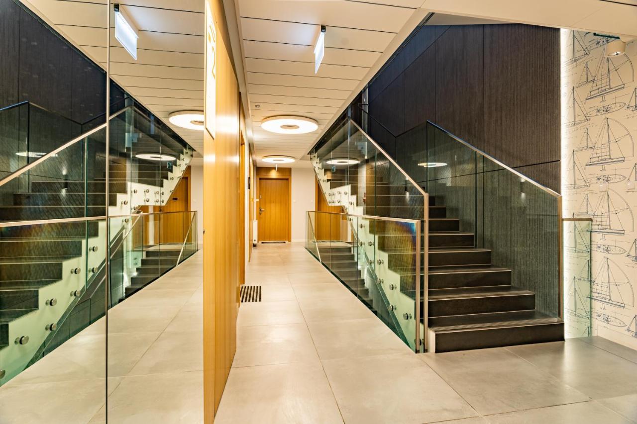 Apartament Yacht Park Marina Гдиня Екстериор снимка